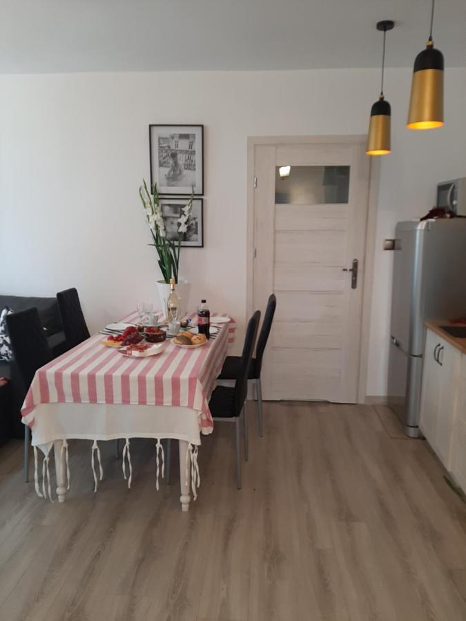 Hollywood Apartament Kosciuszki Lodz  Luaran gambar
